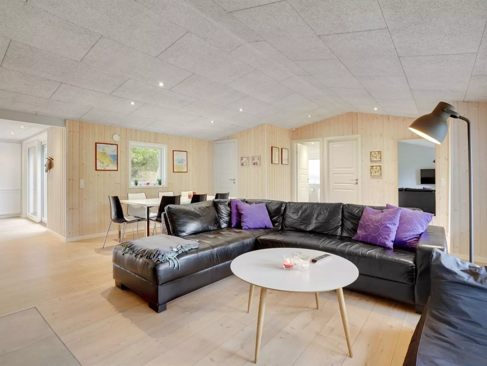 "Solgunn" - 900m from the sea-Binnen