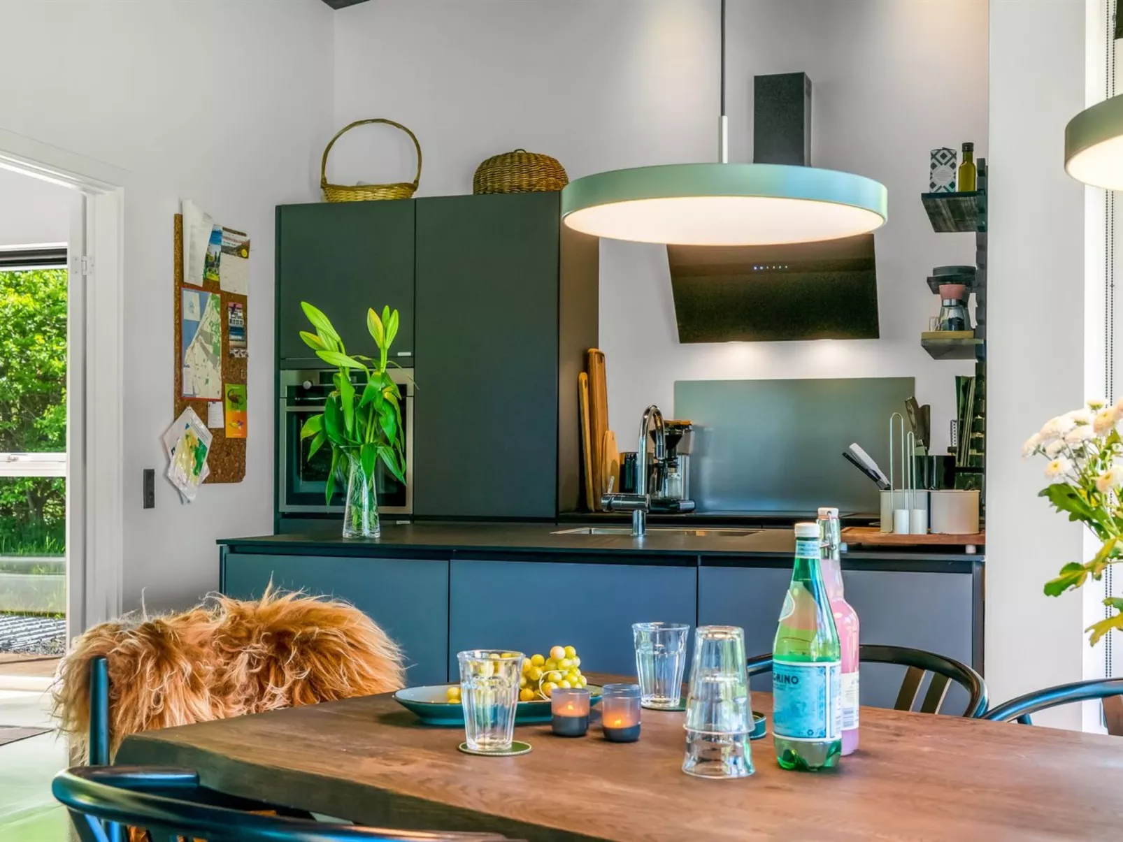 "Melina" - 900m to the fjord-Binnen