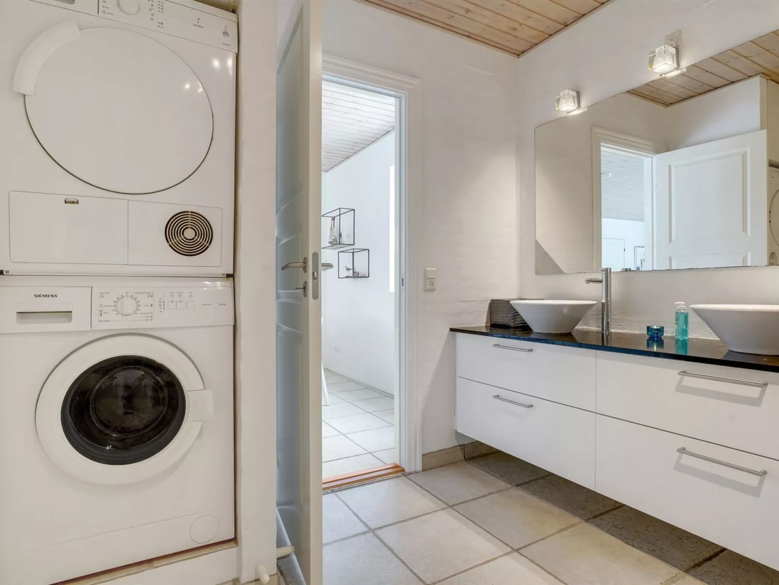 "Riki" - 150m from the sea-Binnen