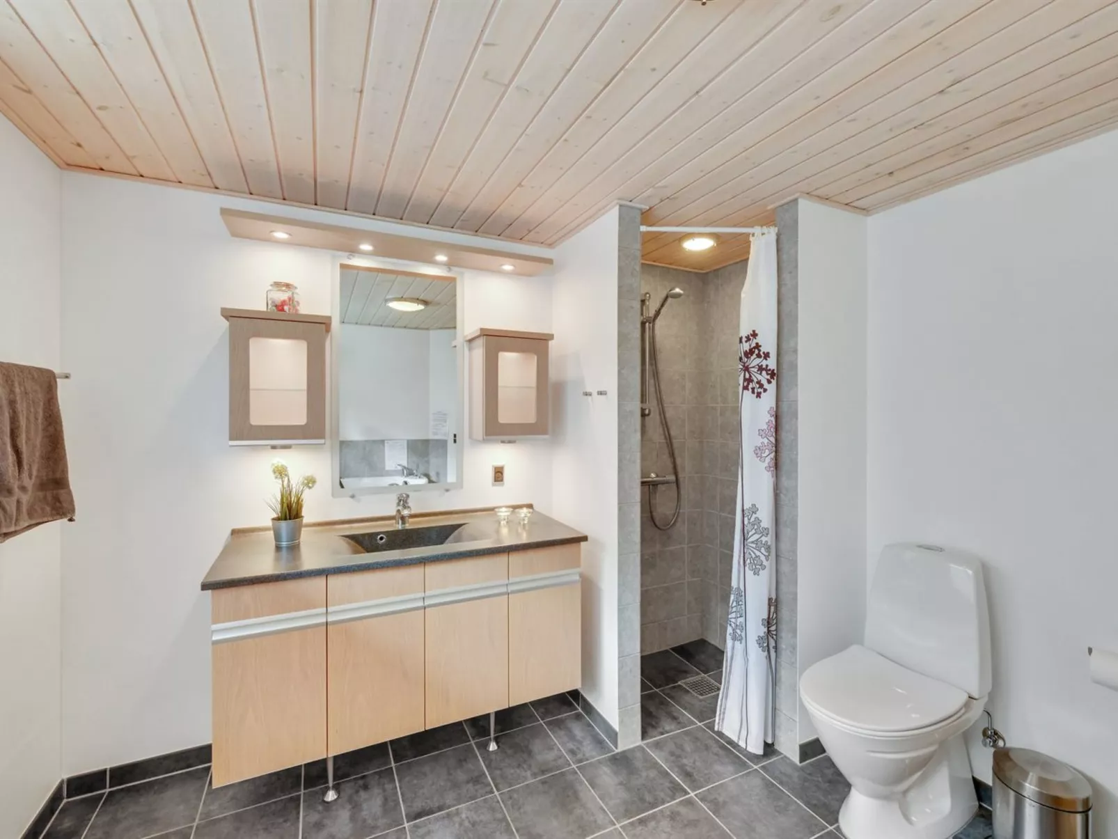 "Tjorven" - 250m to the fjord-Binnen