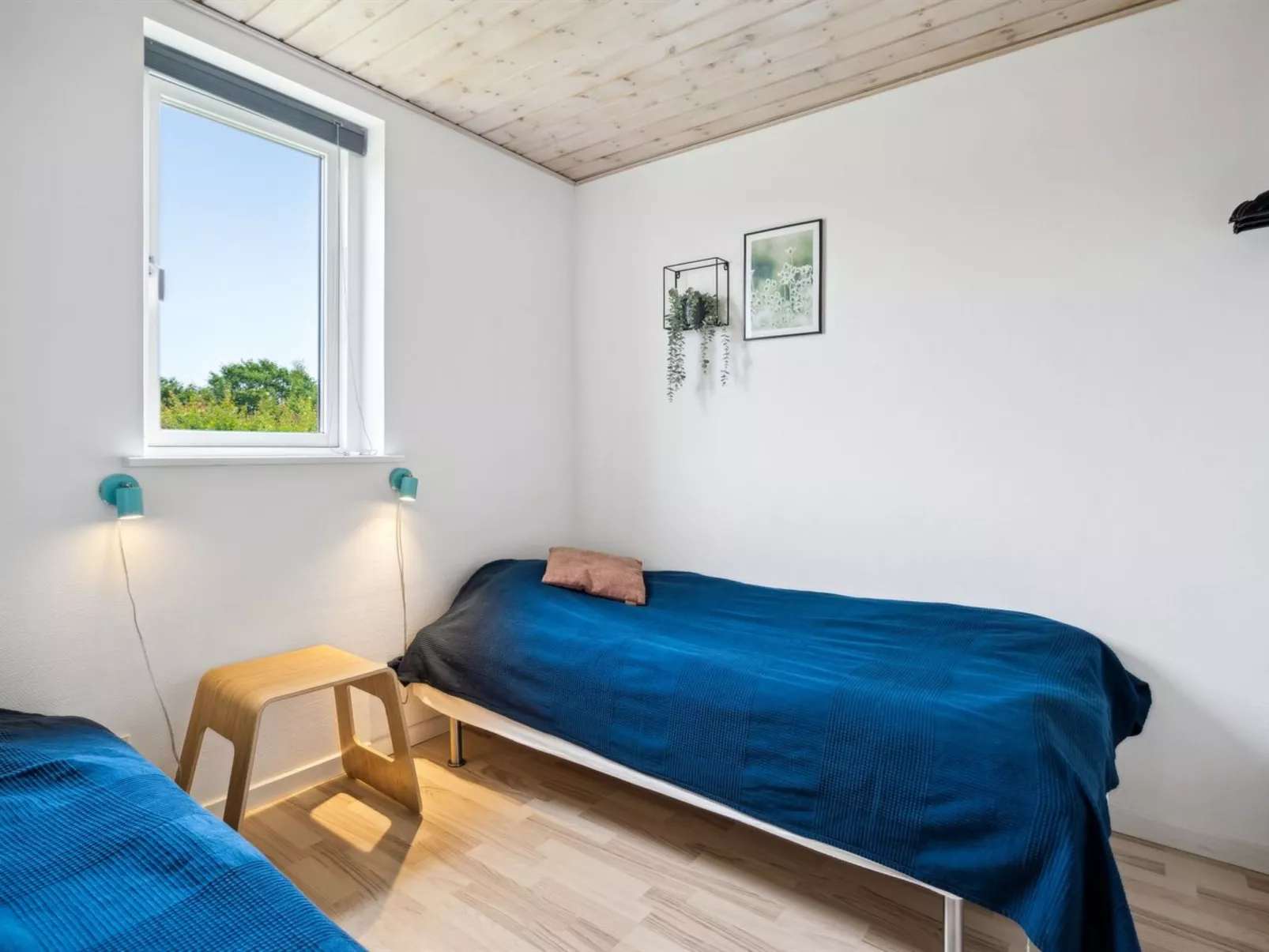 "Hakan" - 900m from the sea-Binnen