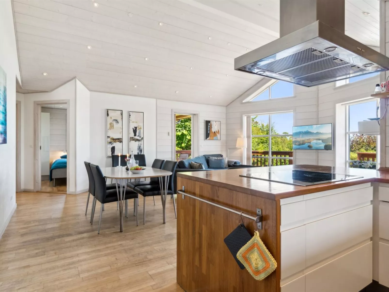 "Lisbeth" - 130m from the sea-Binnen