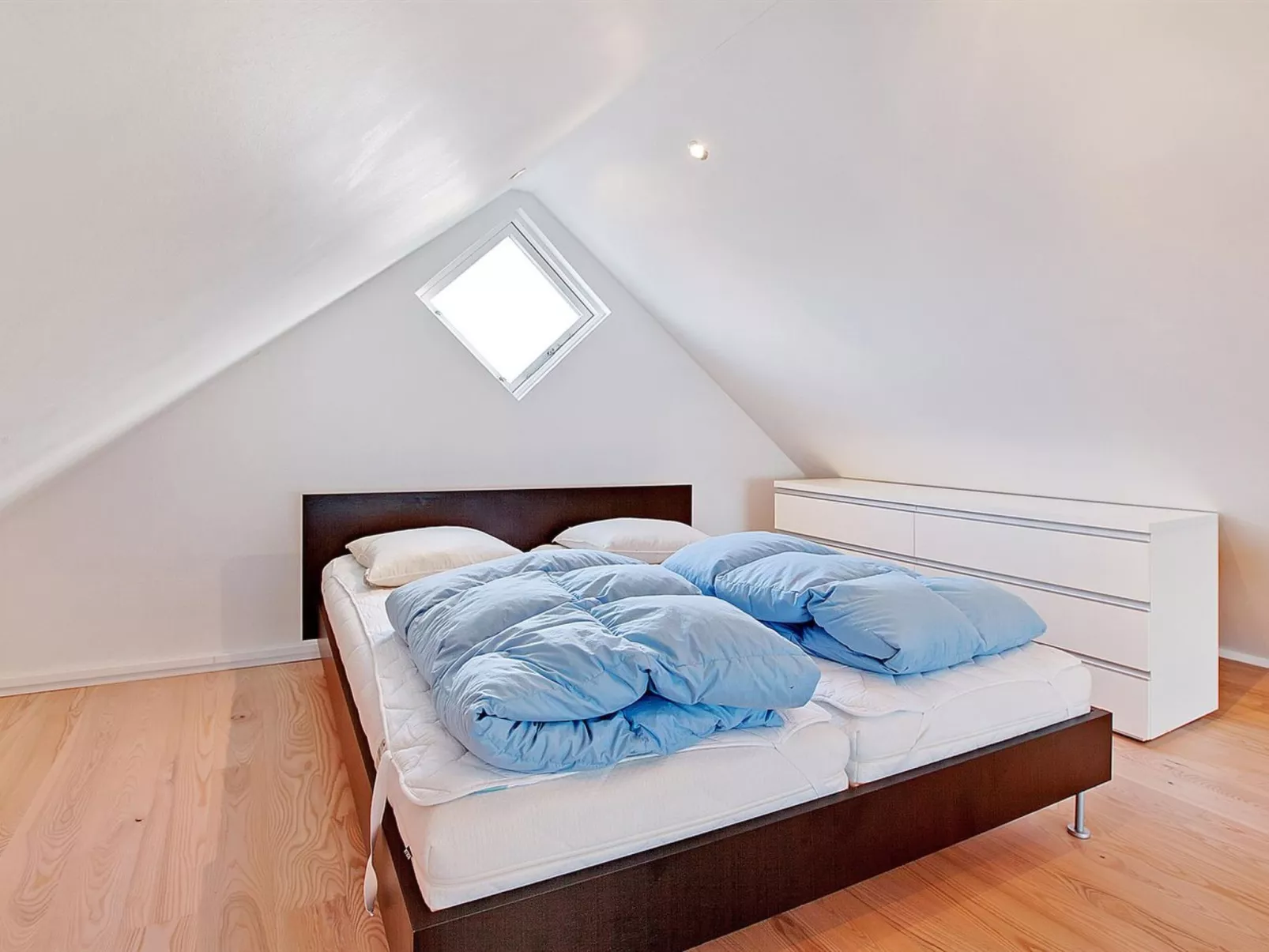 "Ubavka" - 101m from the sea-Binnen