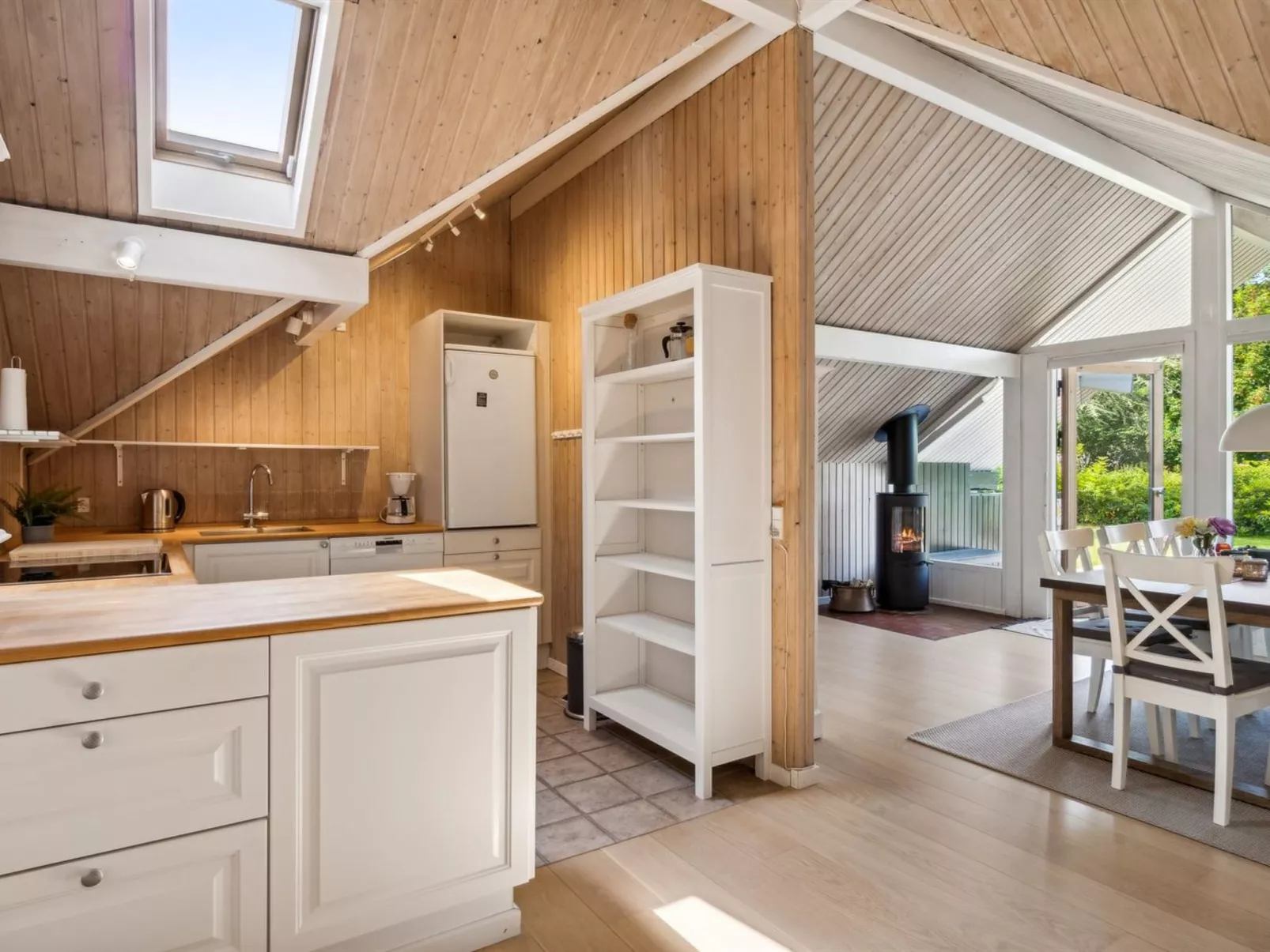 "Vaula" - 300m from the sea-Binnen