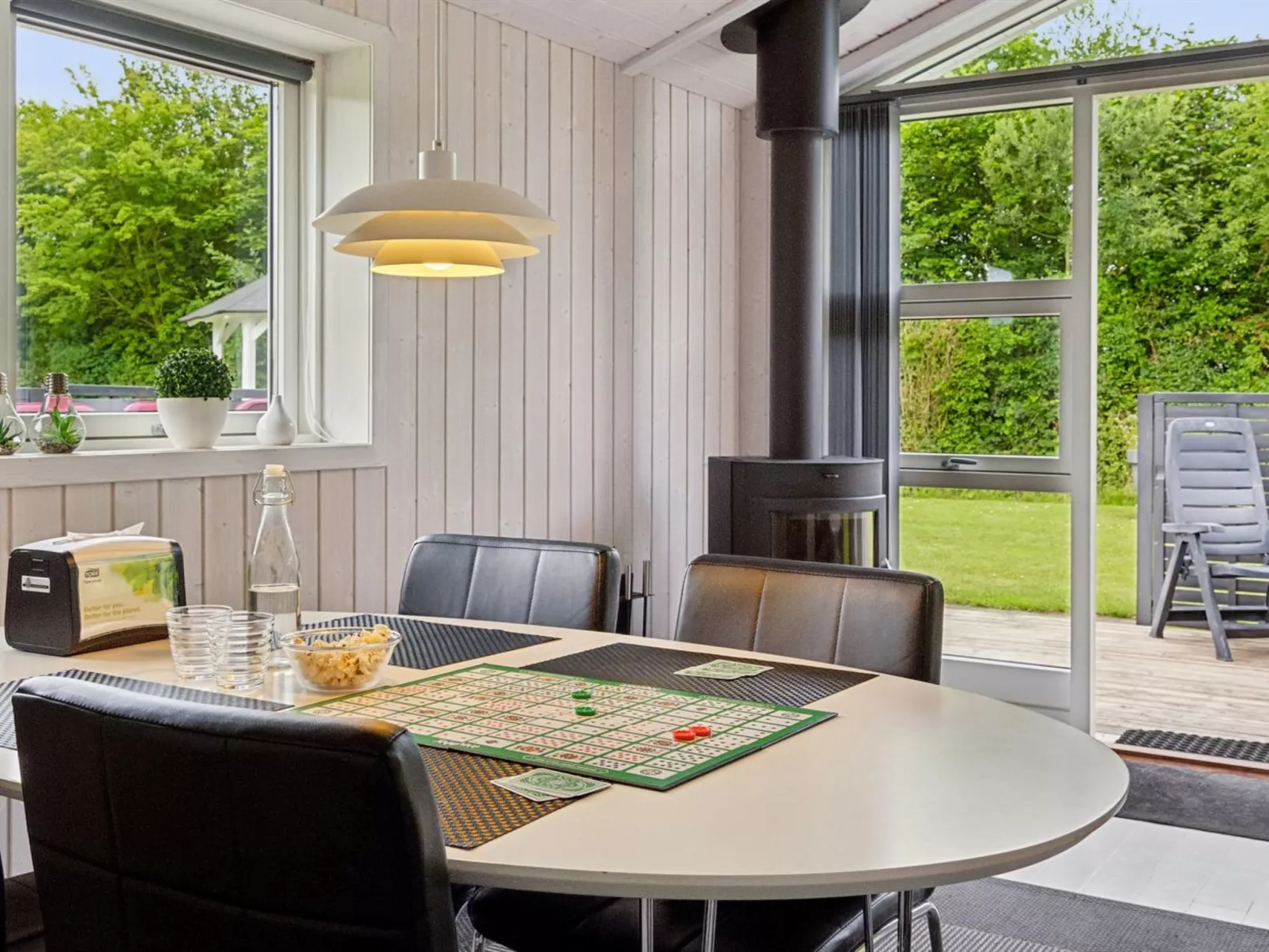 "Tayana" - 700m from the sea-Binnen