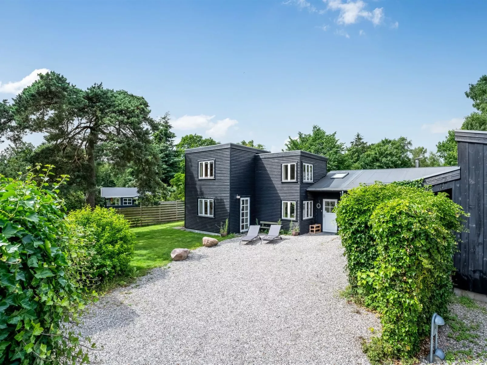 "Henkil" - 175m from the sea-Buiten