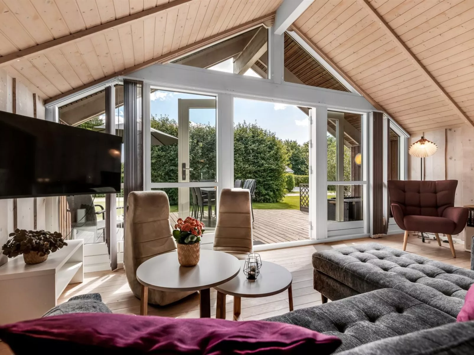 "Sylwia" - 250m to the fjord-Binnen