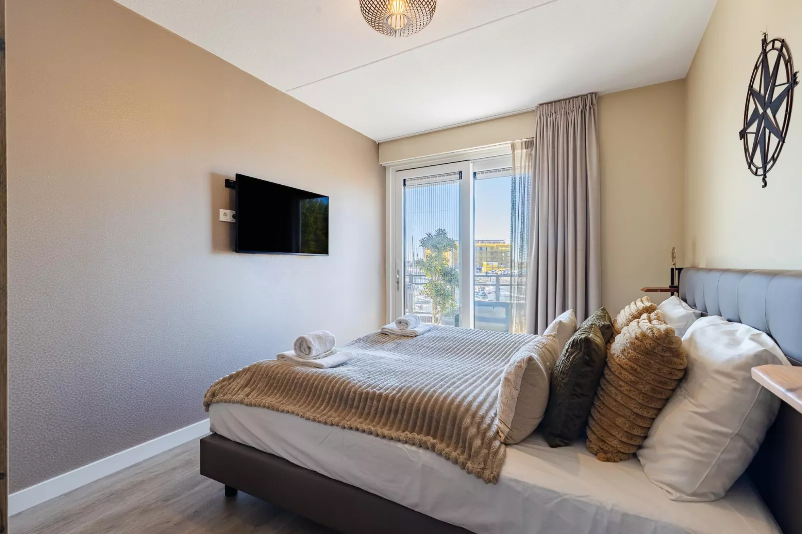 Luxe appartement Vista Maris 'Somaris' - Havenweg 8-50  Sint-Annaland-Slaapkamer