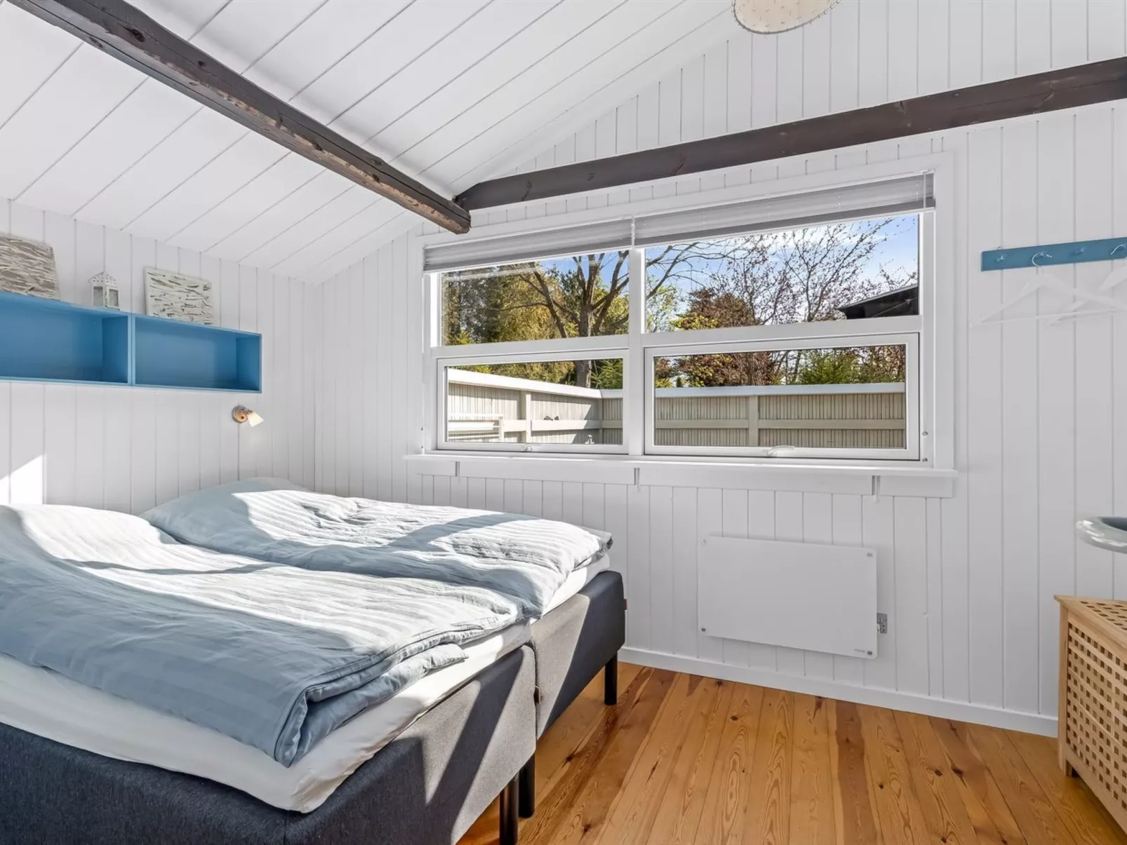 "Jalina" - 500m from the sea-Binnen