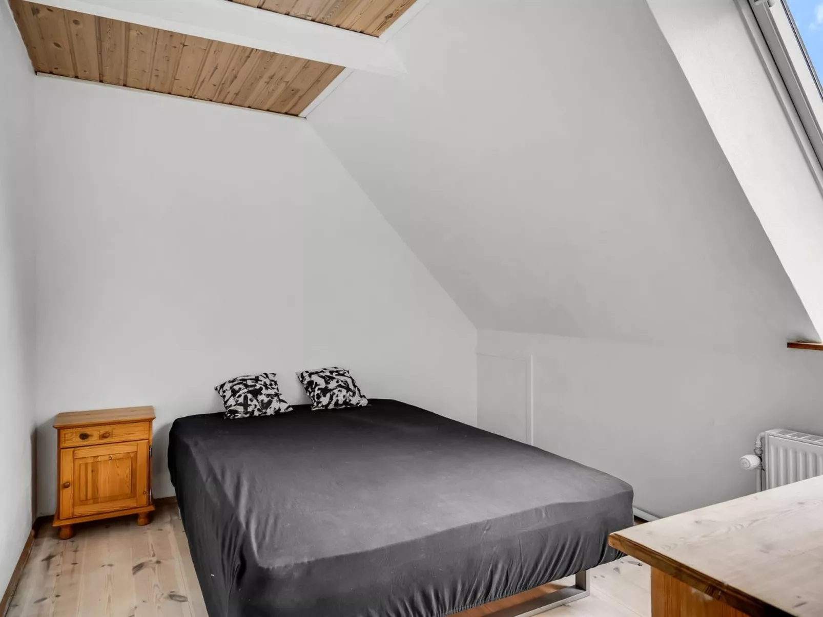 "Geraldine" - 3.5km to the fjord-Binnen