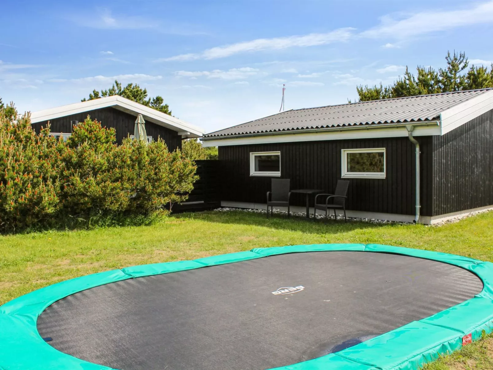 "Mirkka" - 200m from the sea