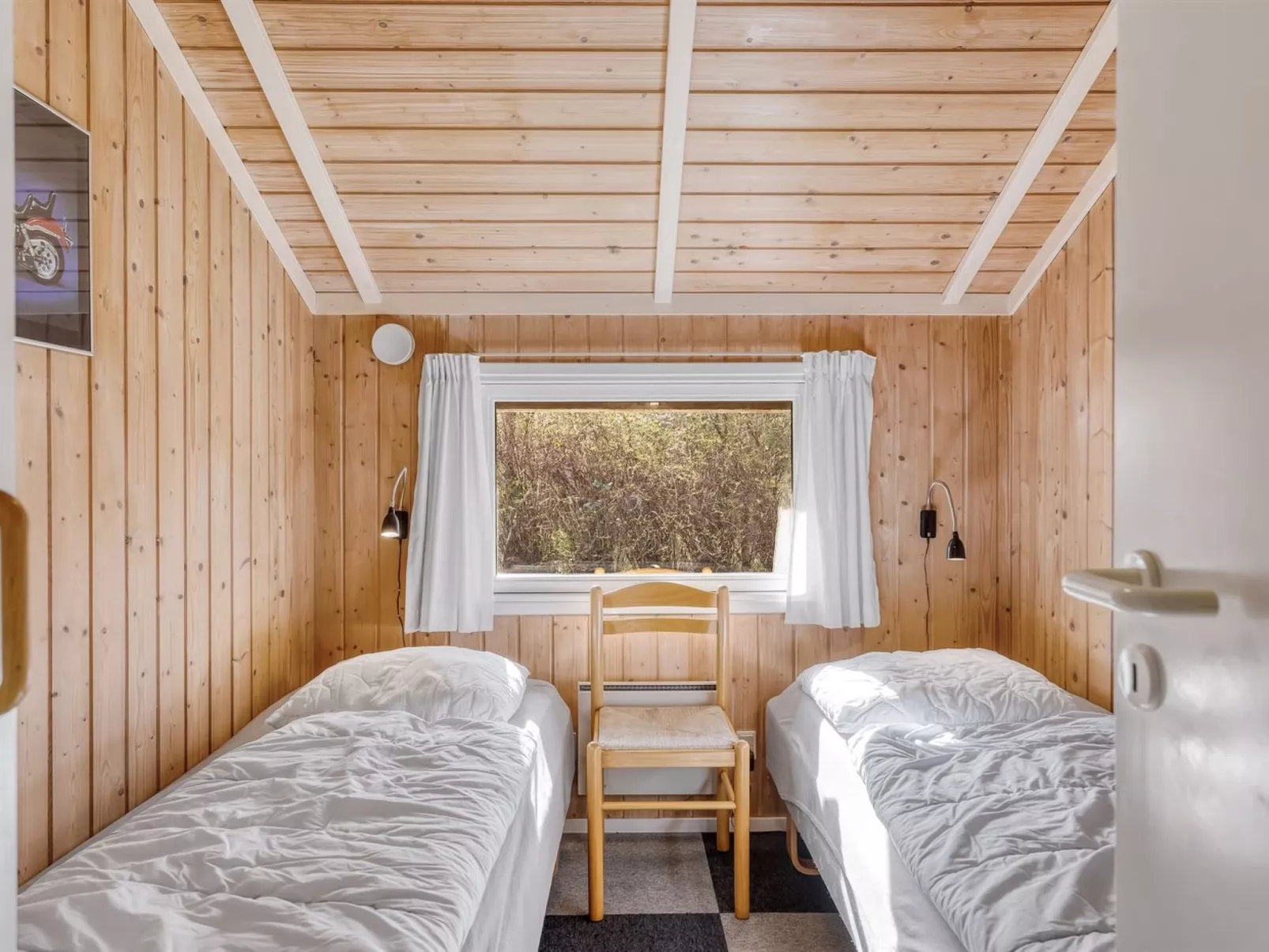 "Emili" - 300m from the sea-Binnen