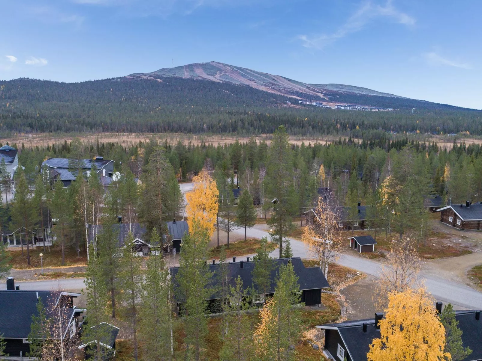 Lomaylläs b19 / palovaarankaarre 2 b-Binnen