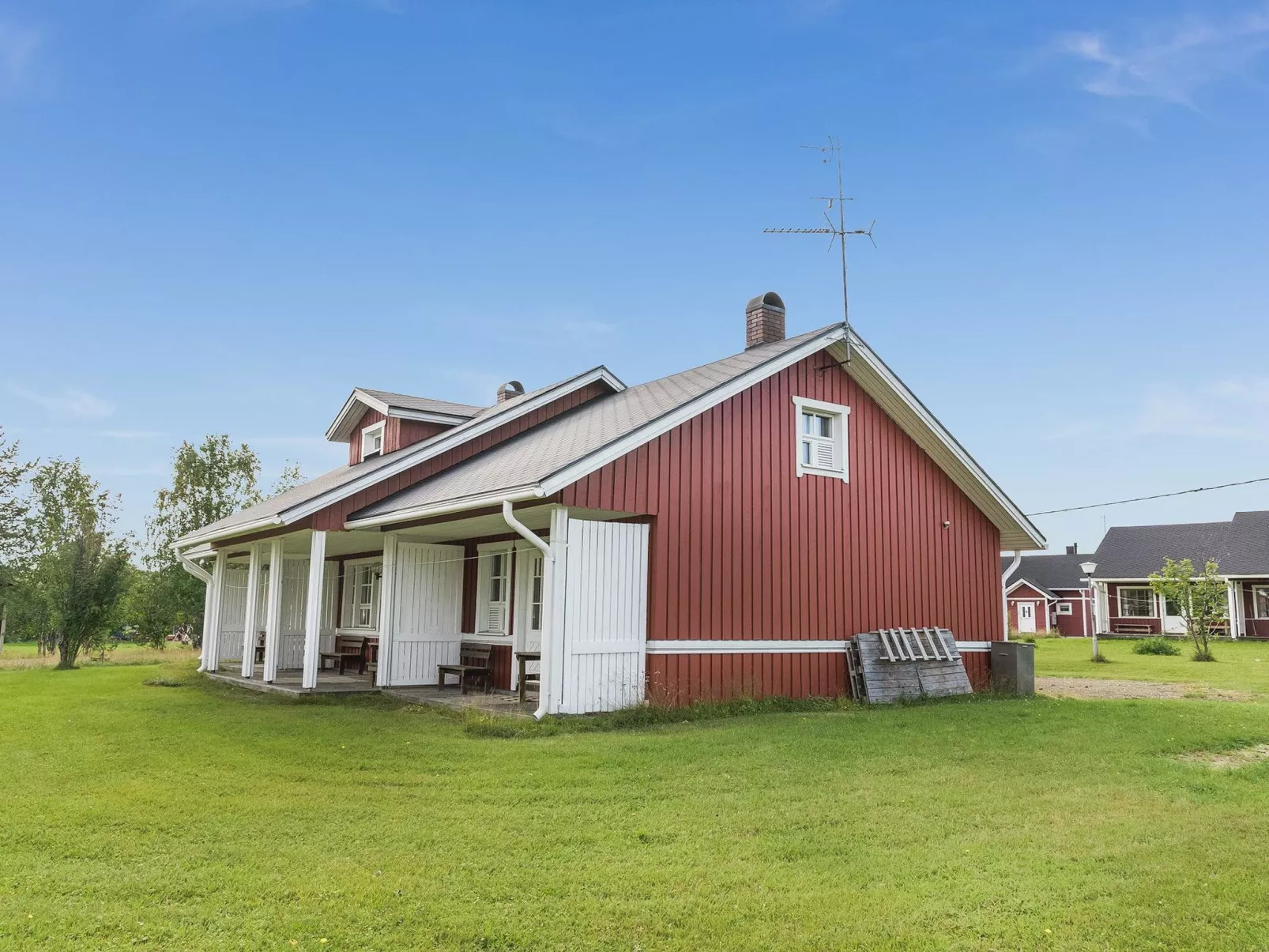 Ylläskarpalo 3 päätyhuoneisto-Binnen