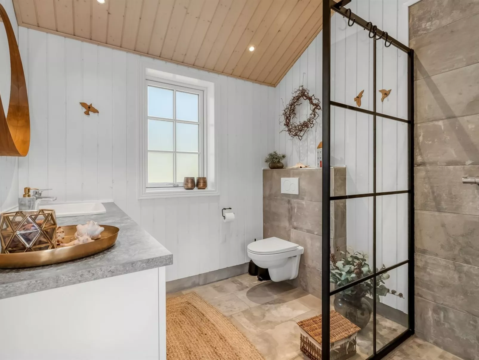 "Blek" - 2.8km from the sea-Binnen