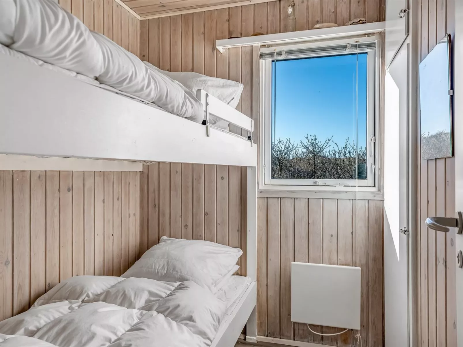 "Alrike" - 200m from the sea-Binnen