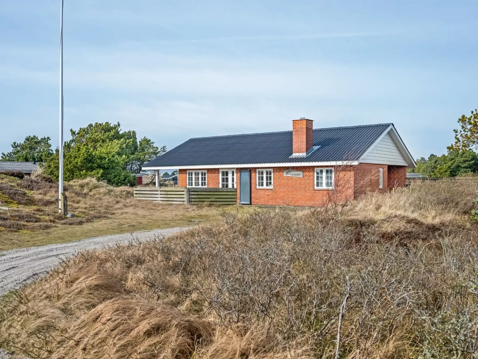 "Uddi" - 1.3km from the sea-Buiten