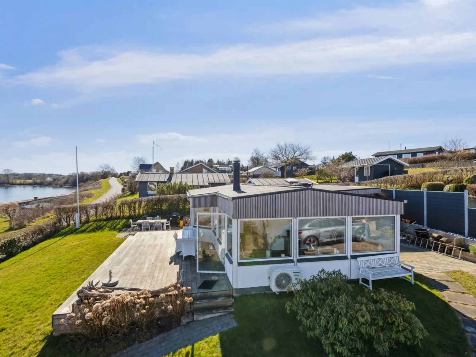 "Solbritt" - 30m from the sea-Buiten