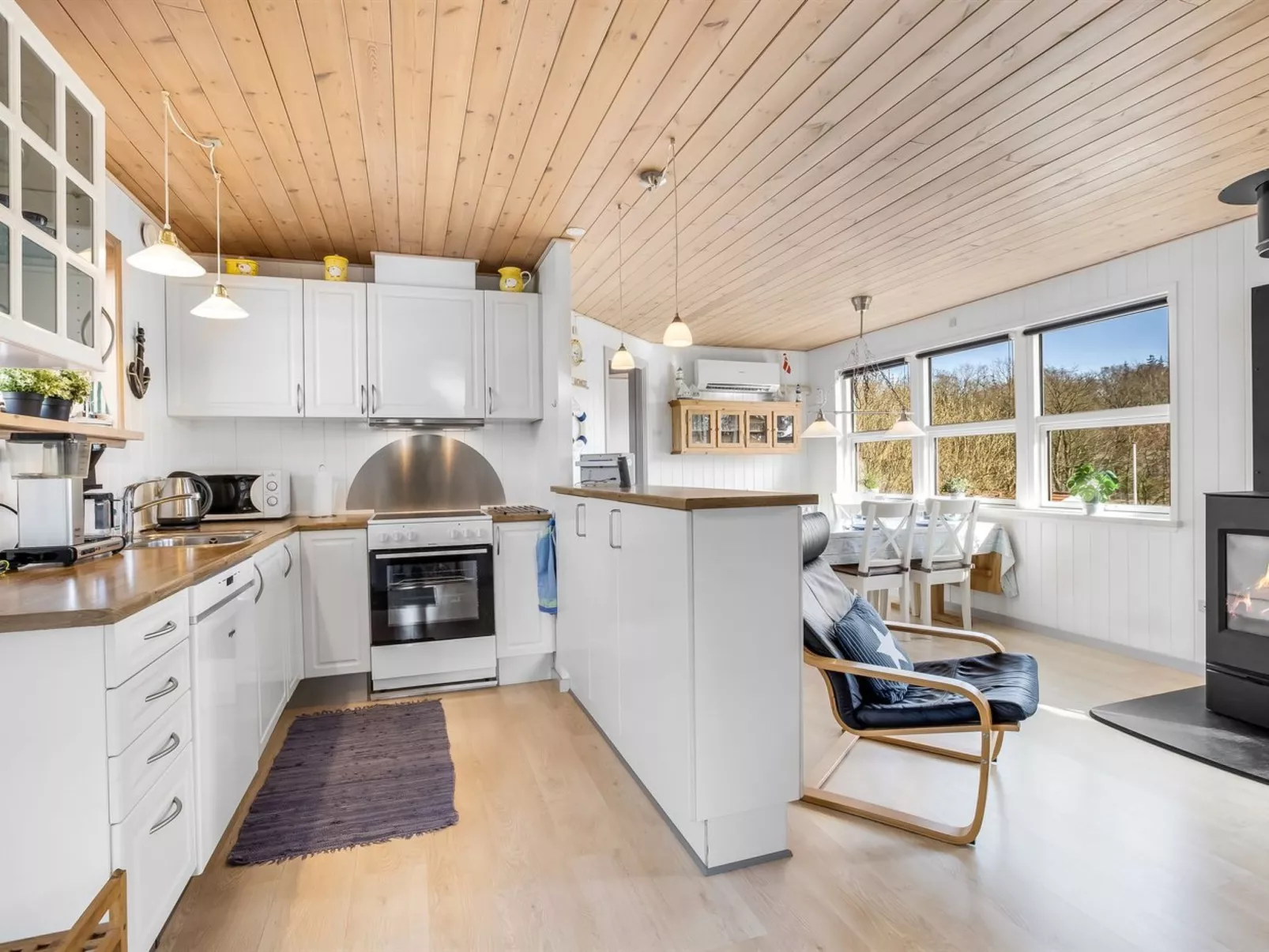 "Terttu" - 250m from the sea-Binnen