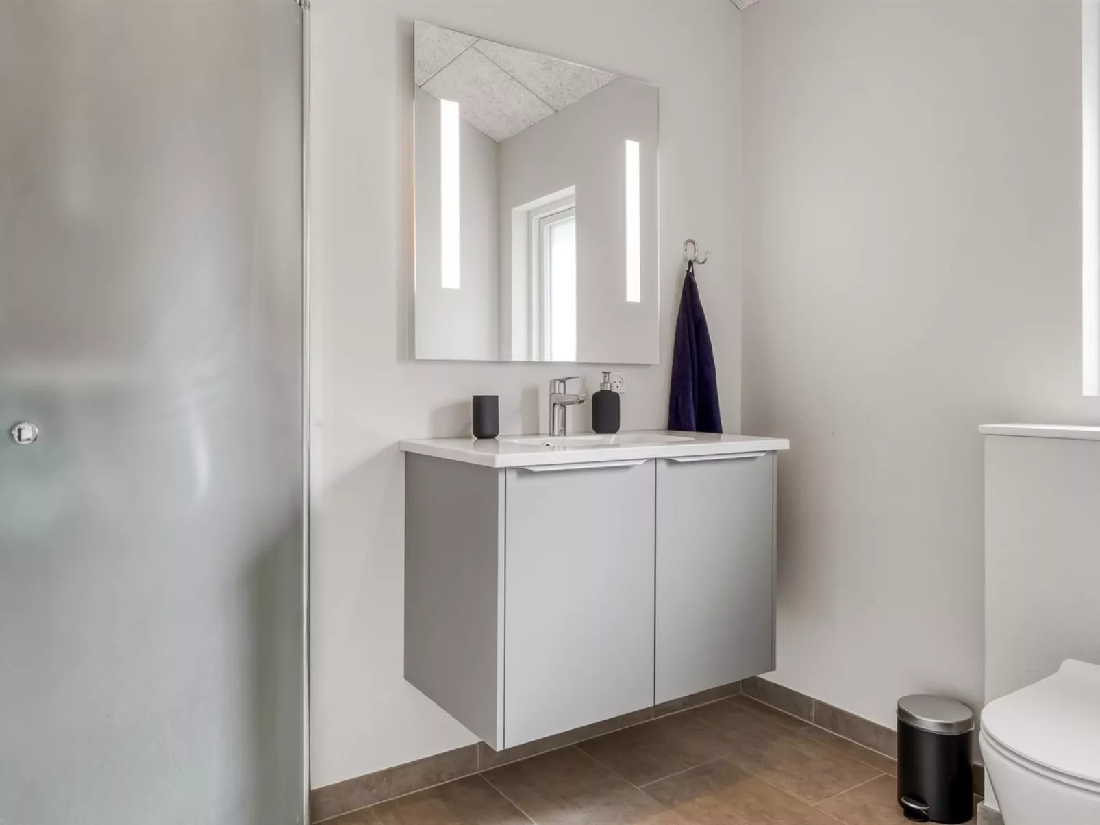 "Frederikke" - 990m from the sea-Binnen