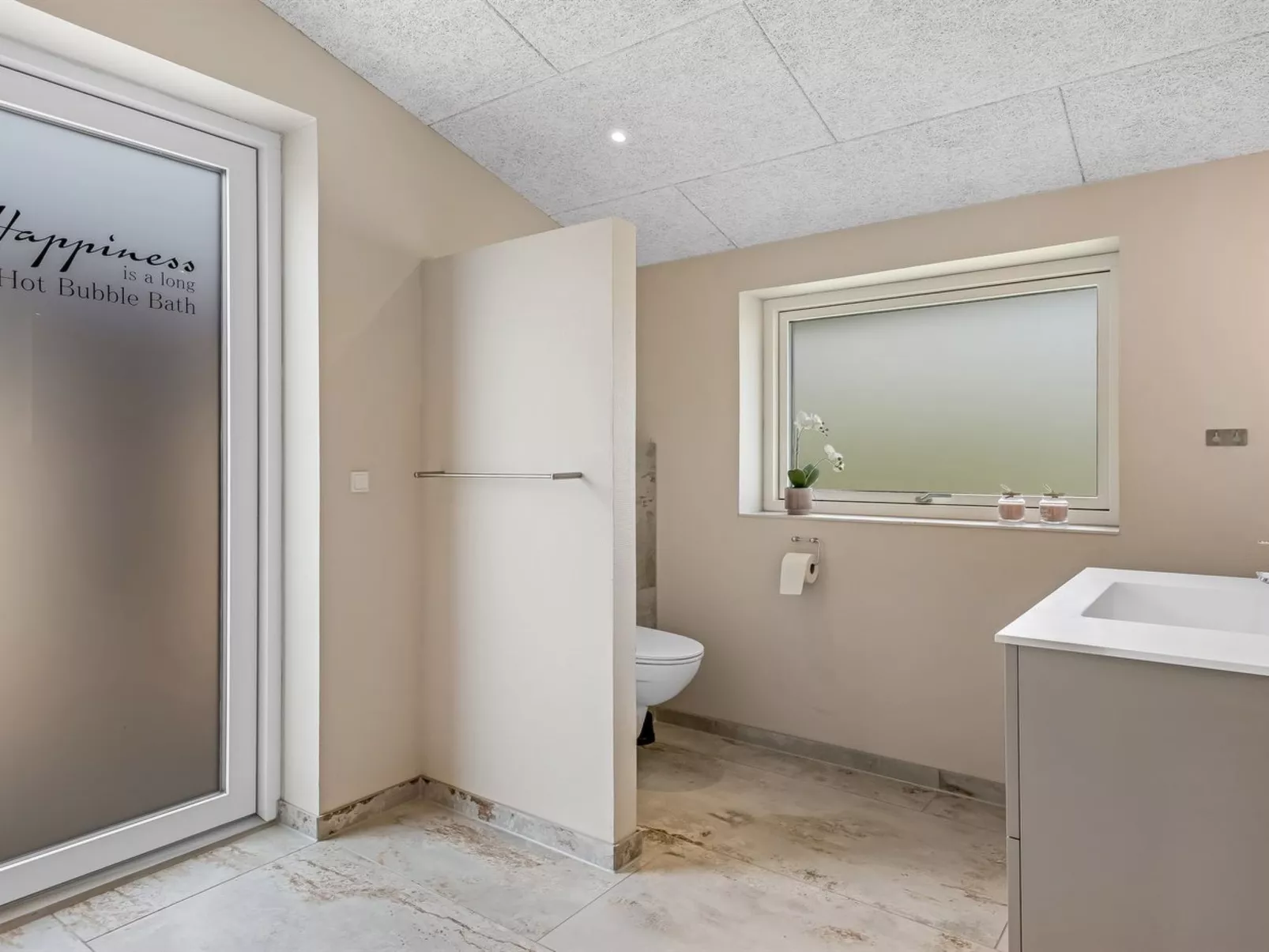 &quot;Alvira&quot; - 30km from the sea-Binnen