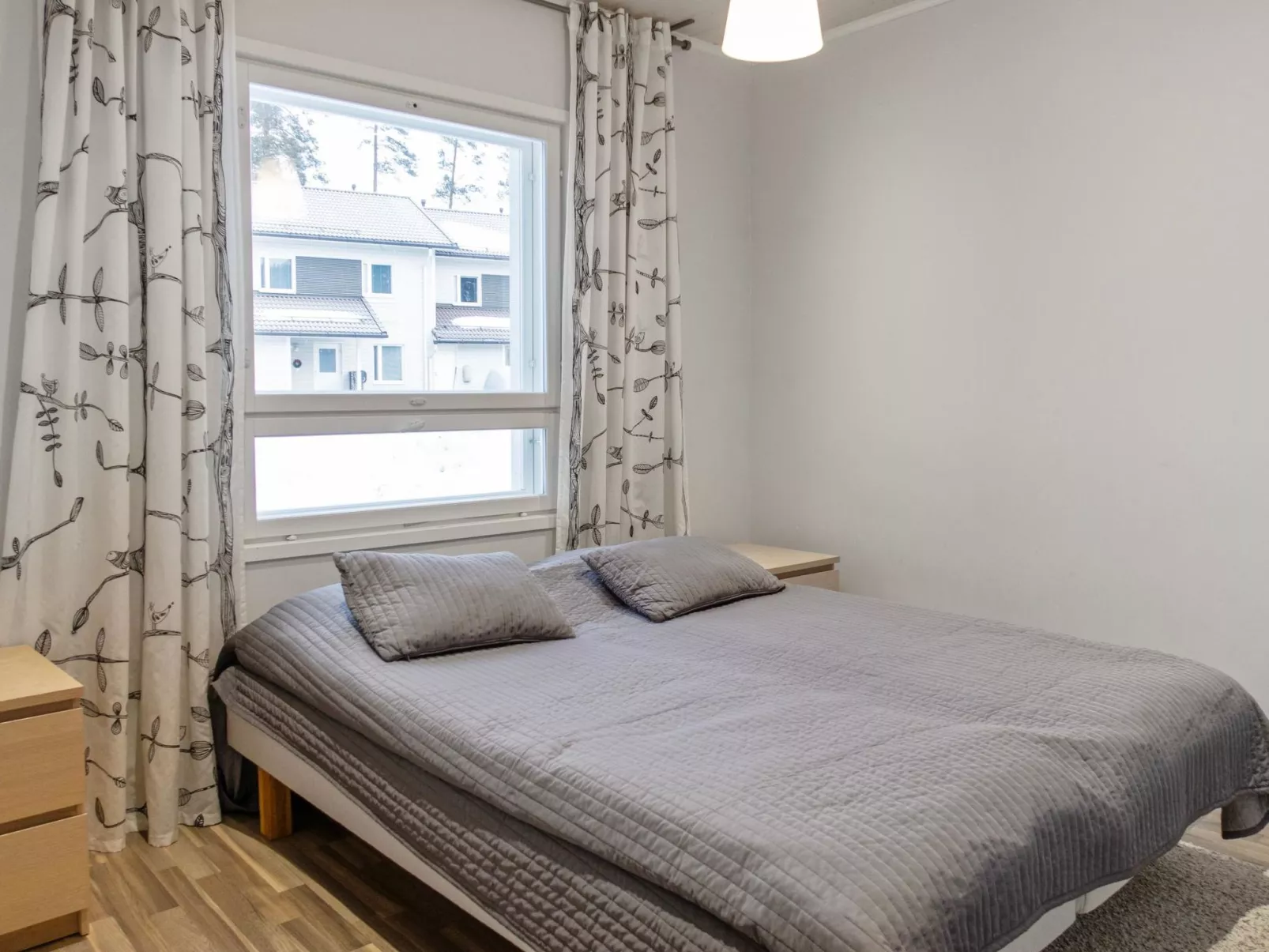 4 seasons a 1-Binnen