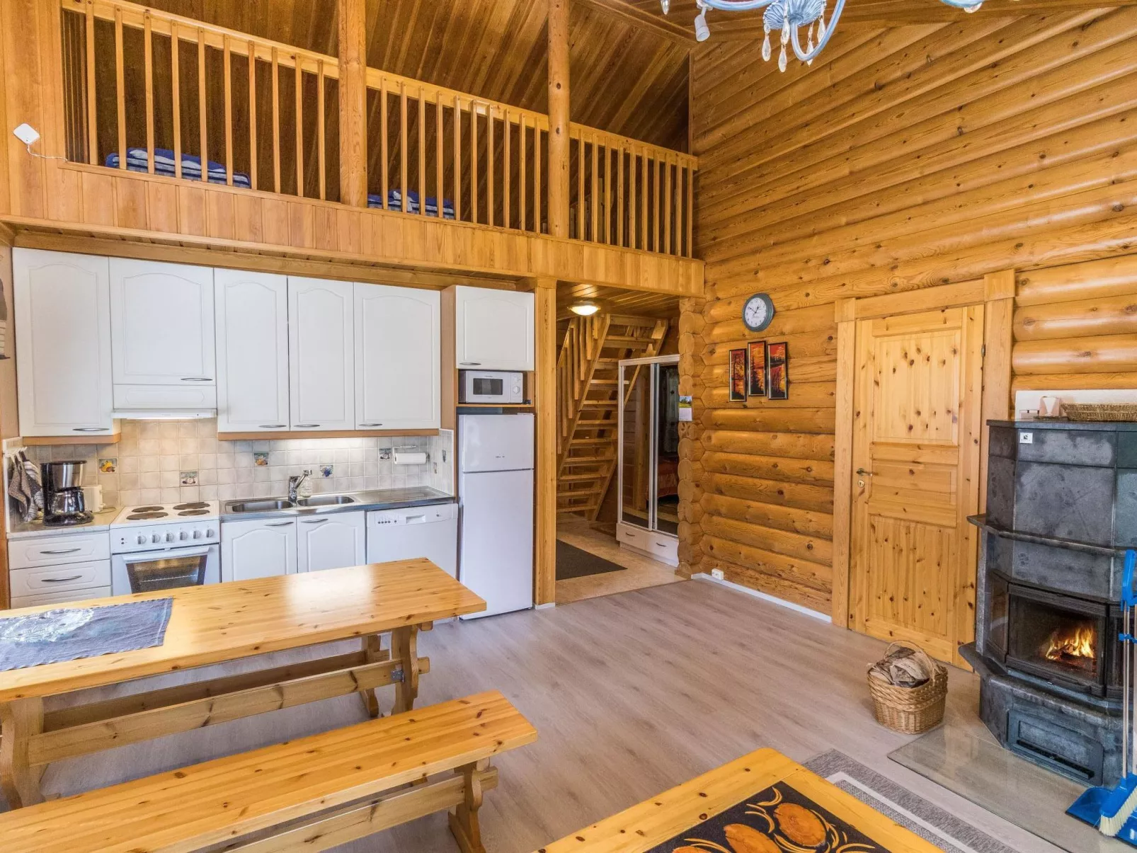 Kaukonraitti 4 c 2-Binnen