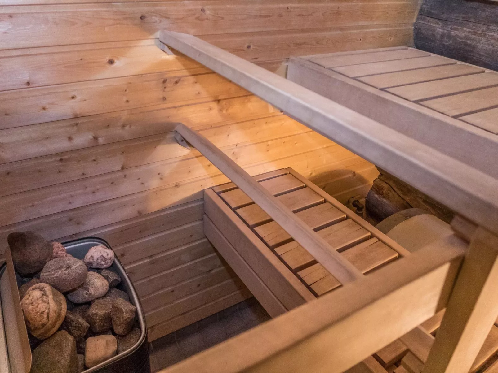 Mäentähti b-Binnen