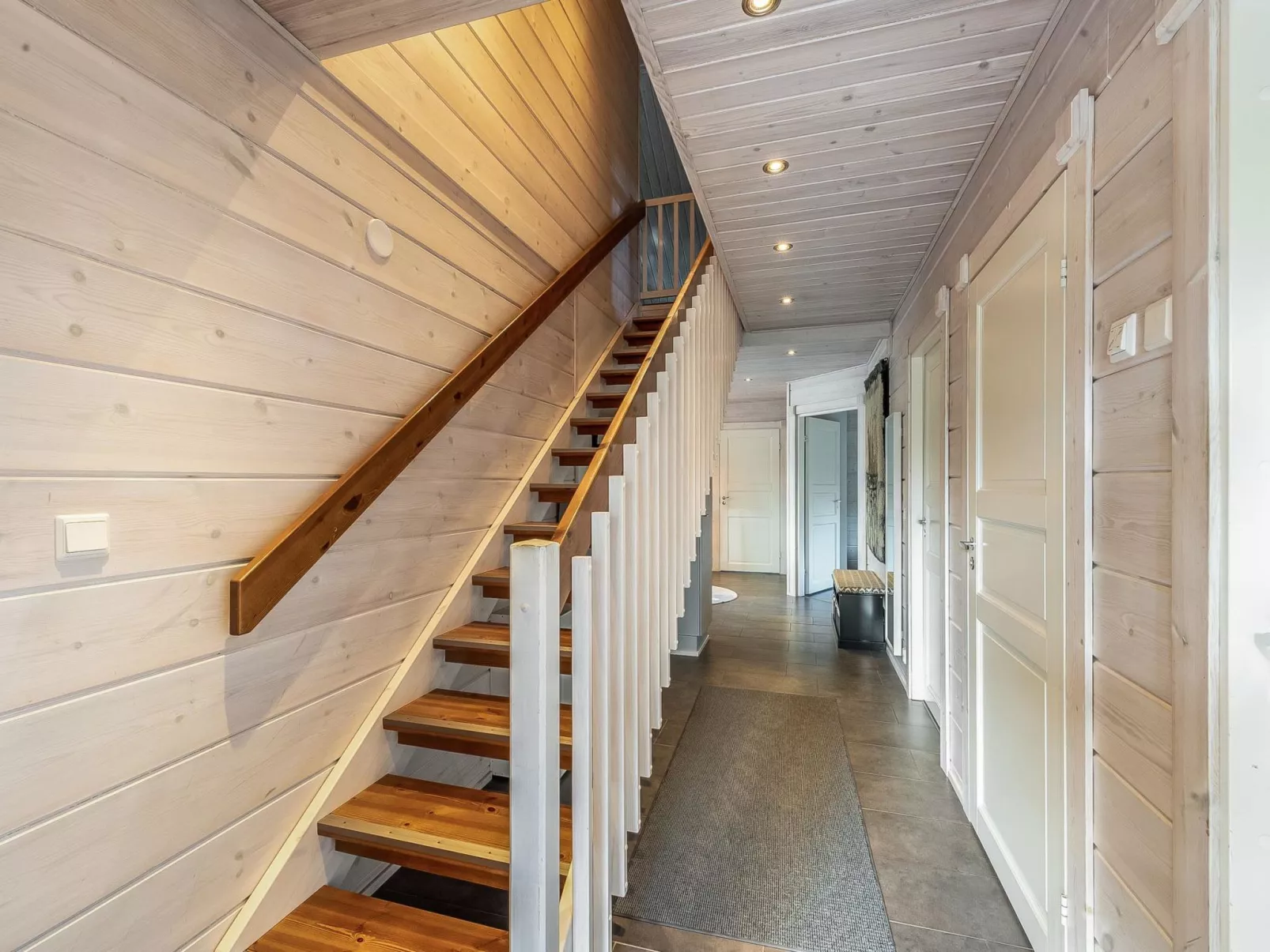 Lapinukonkäännös-Binnen