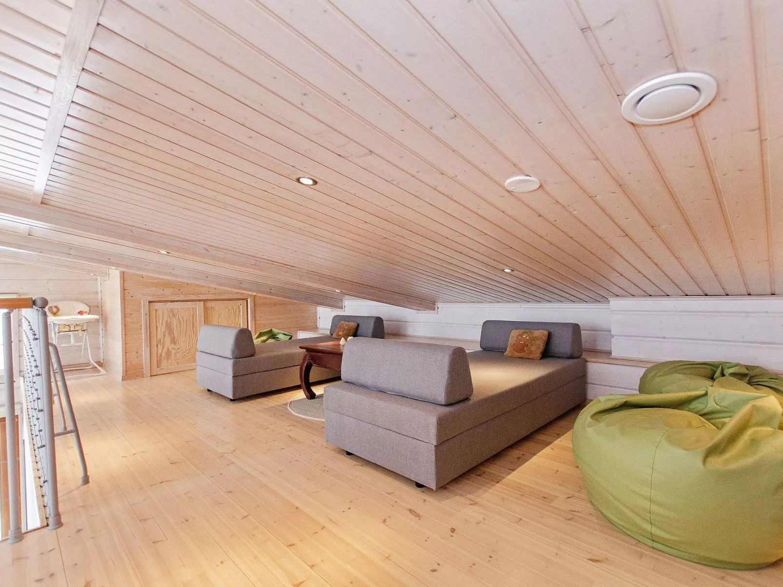 Pielislinna/loma-koli-Binnen