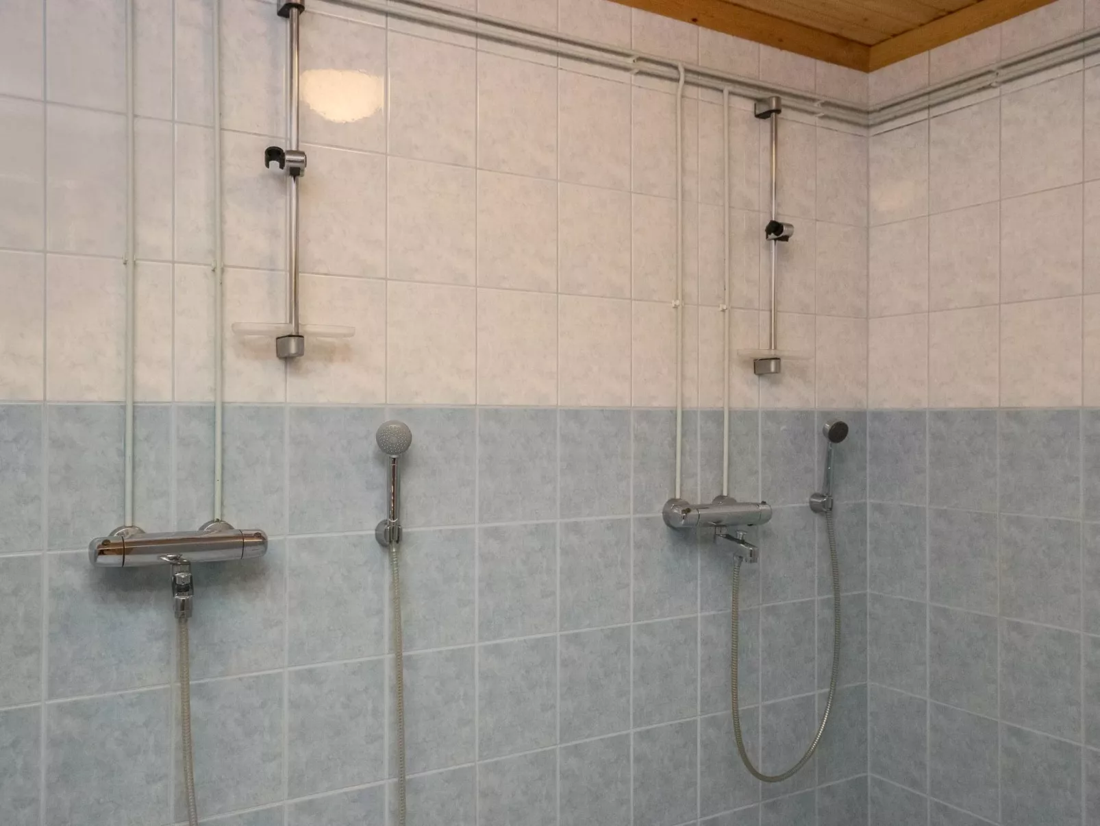 Karhunpesä b-Binnen