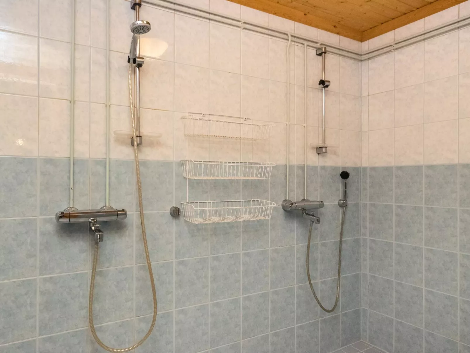 Karhunpesä c-Binnen