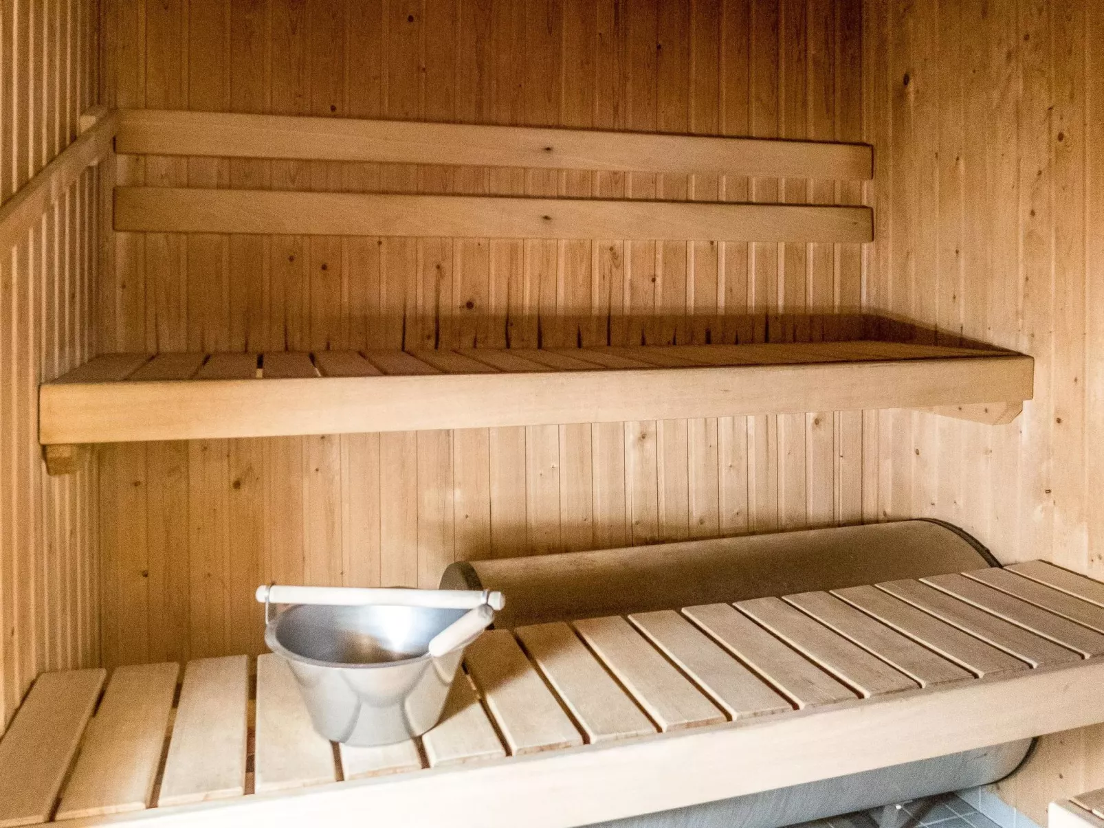 Lomakatti 10b-Binnen