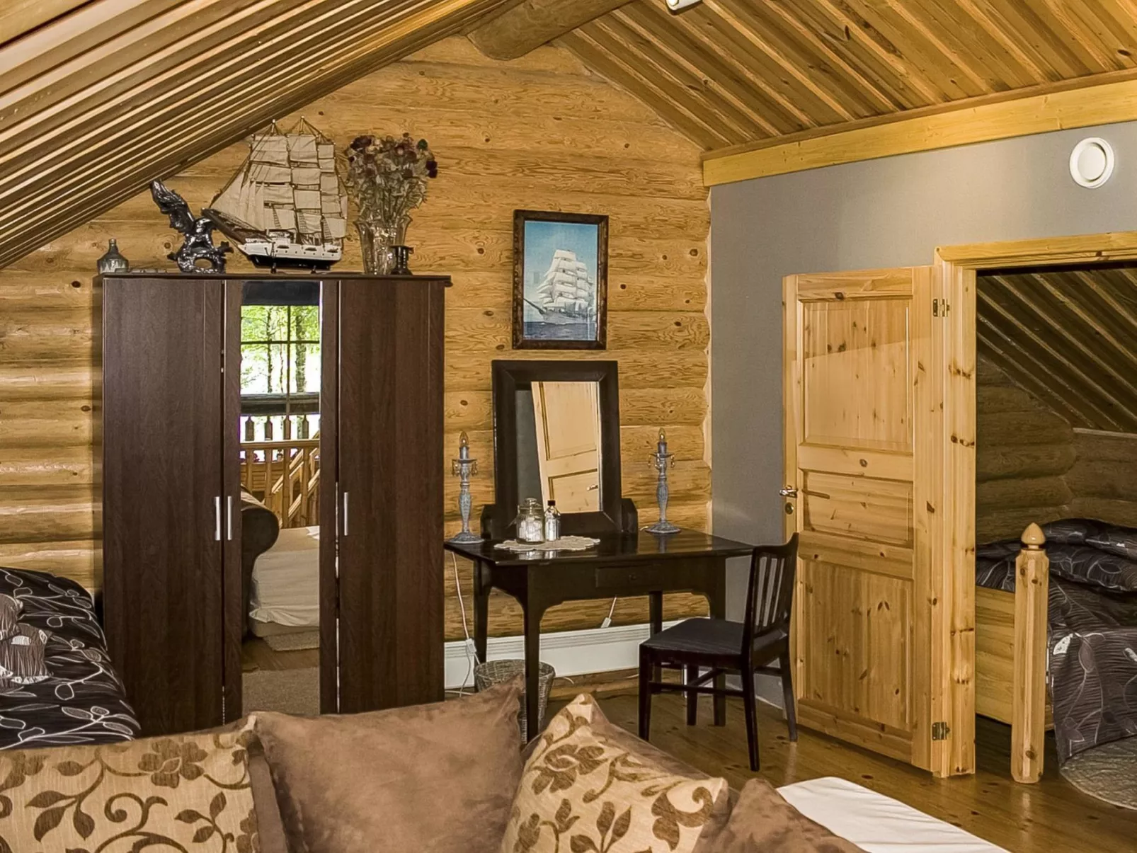 Matruusin majakka-Binnen