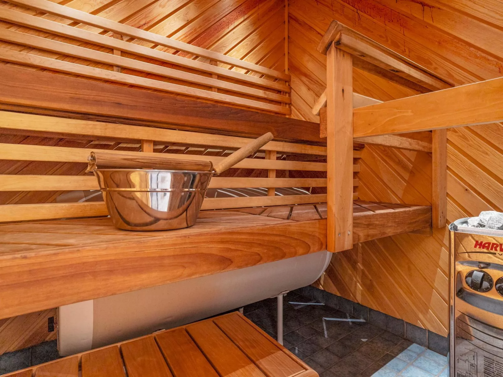 Kinostupa 1a (2)-Binnen