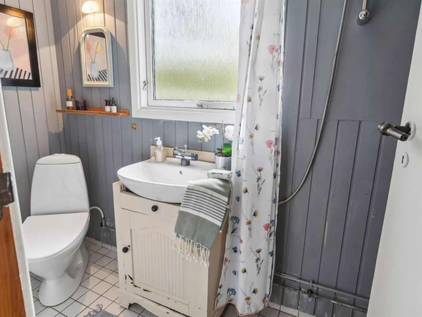 "Tatyana" - 1.6km from the sea-Binnen