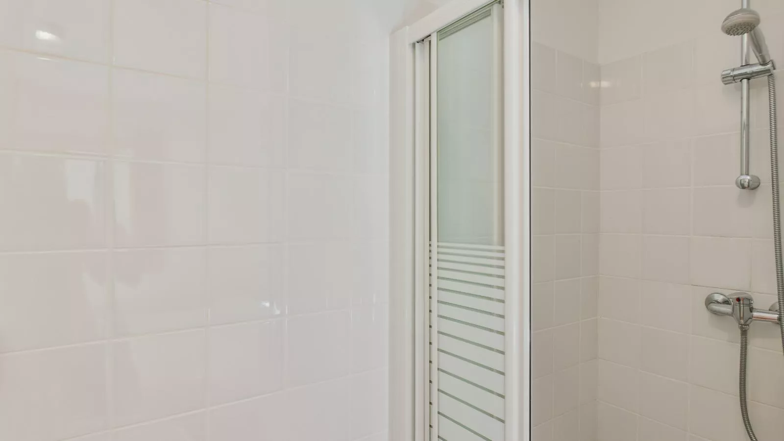 Lac Bleu Nr 38-Badkamer