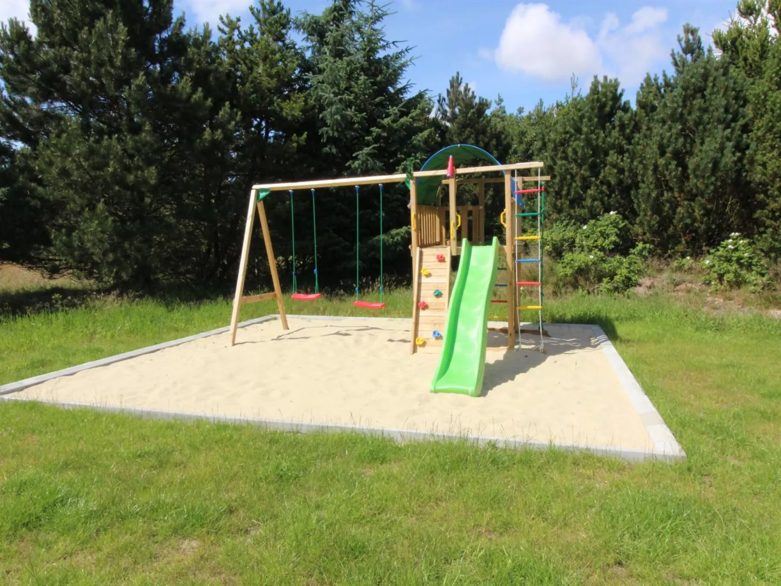 "Hwithoveth" - 1.4km from the sea-Buiten