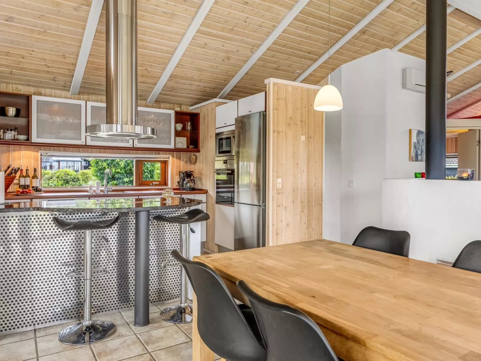 "Ayda" - 275m from the sea-Binnen