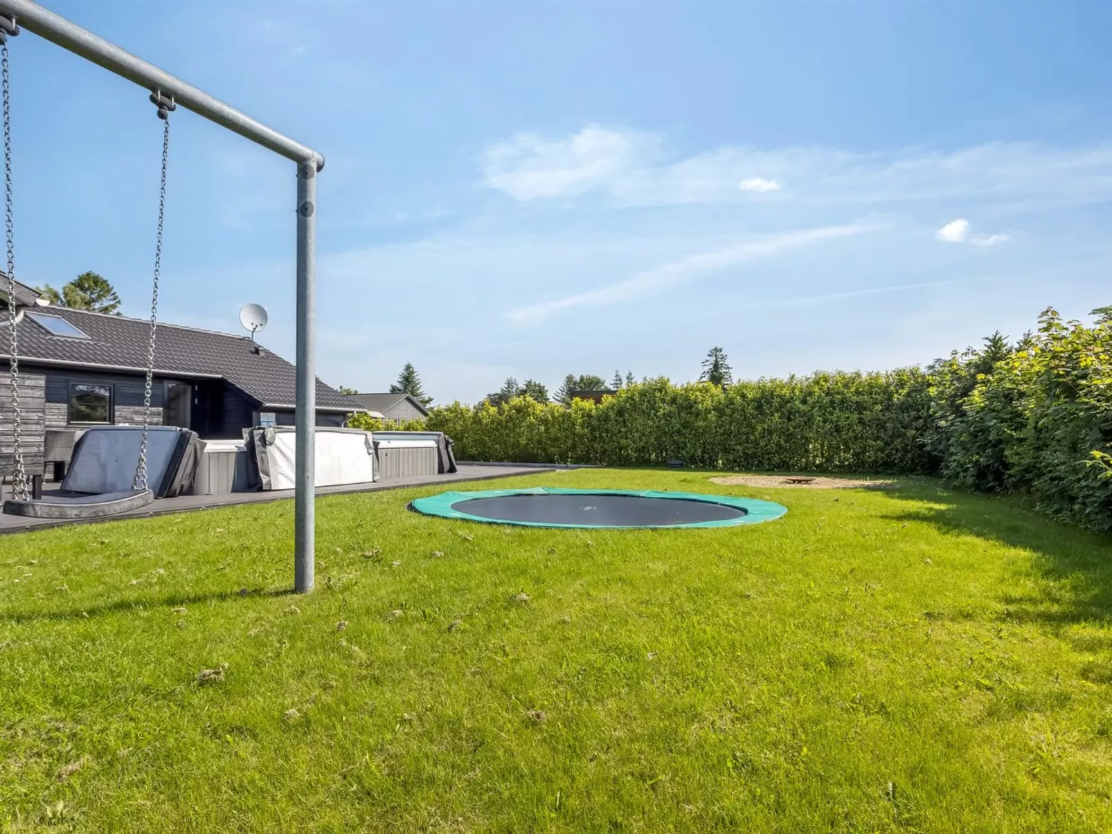 "Bernadine" - 500m from the sea-Buiten