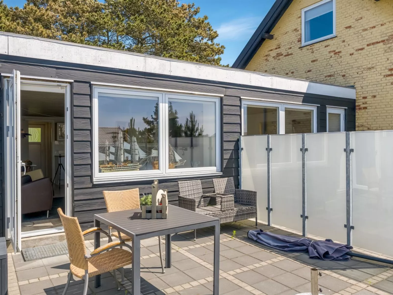 "Sibyll" - 2km from the sea-Buiten