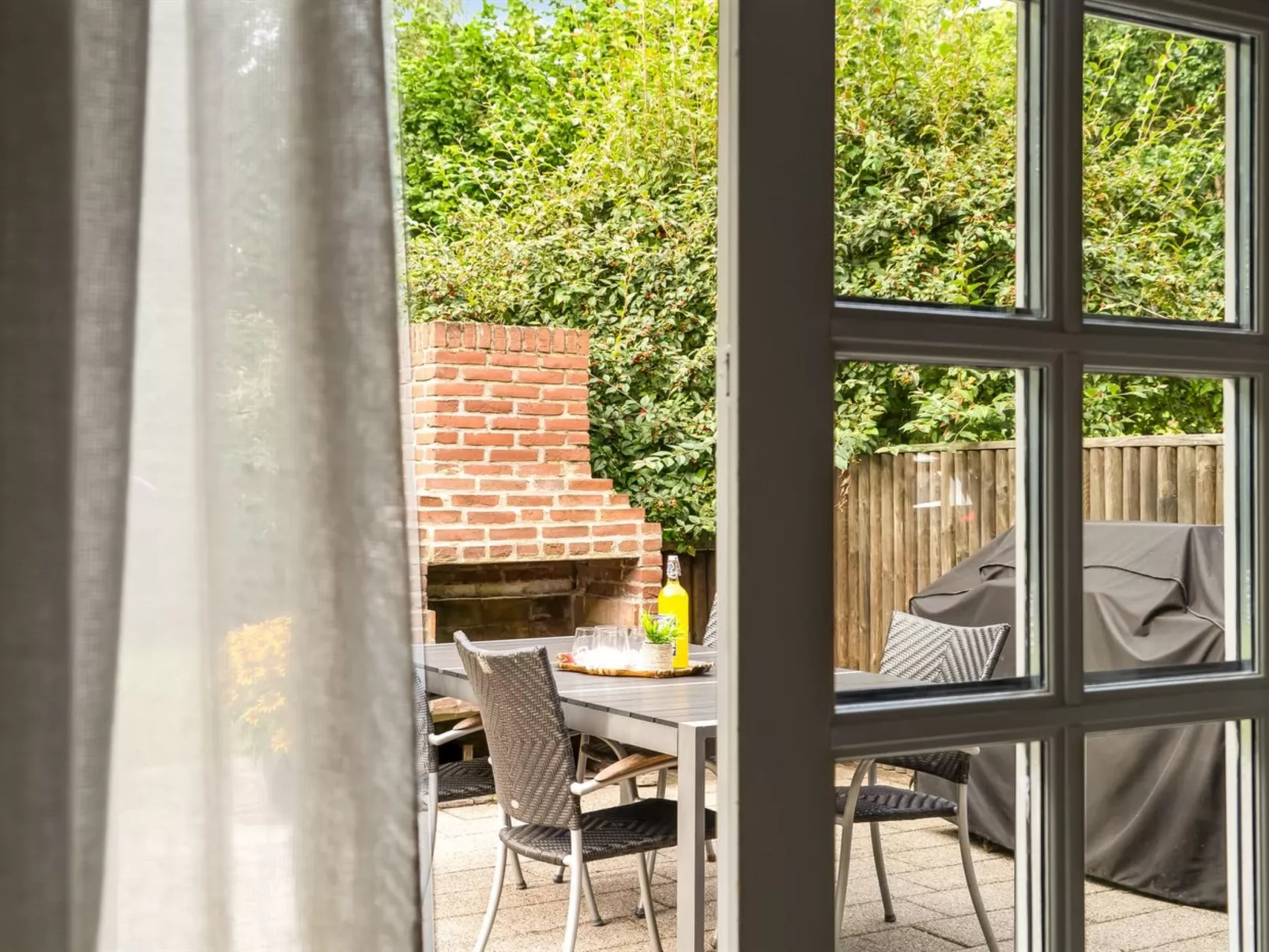 "Hilaria" - 2.1km from the sea-Buiten