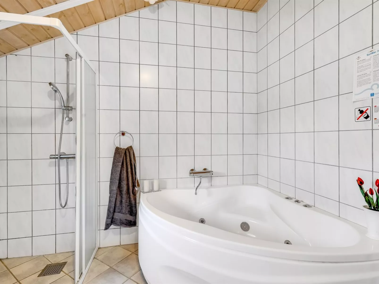 "Trifun" - 300m from the sea-Binnen