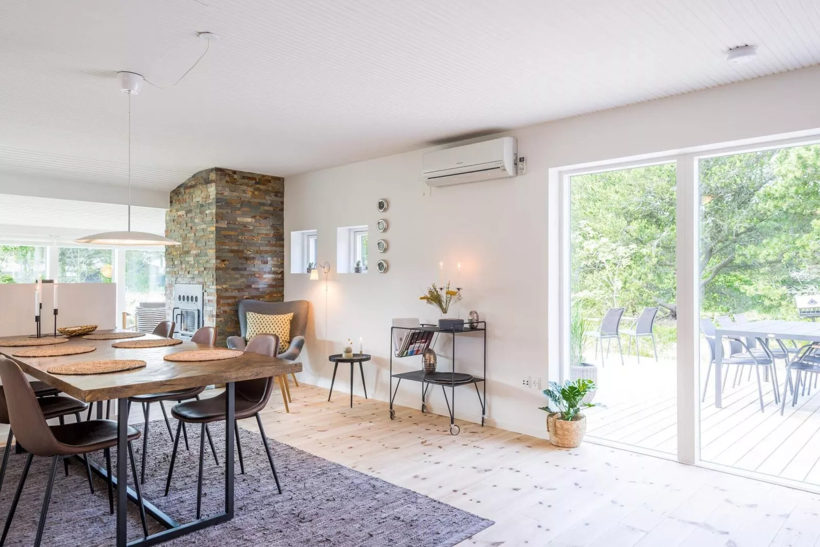 7 persoons vakantie huis op een vakantie park in Henne-Binnen