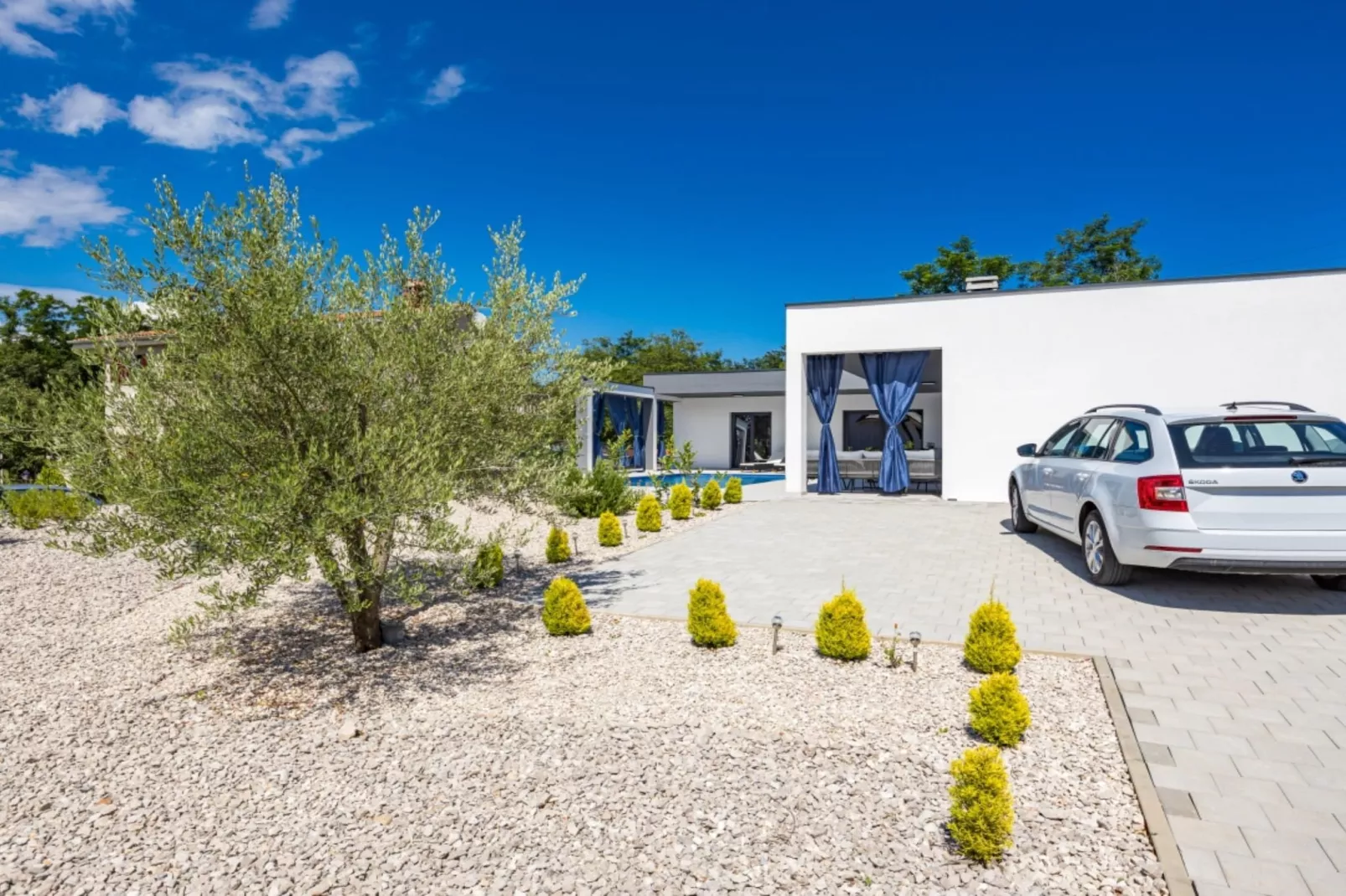 Villa Pool House Fancy - Villa With Private Pool-Buitenlucht