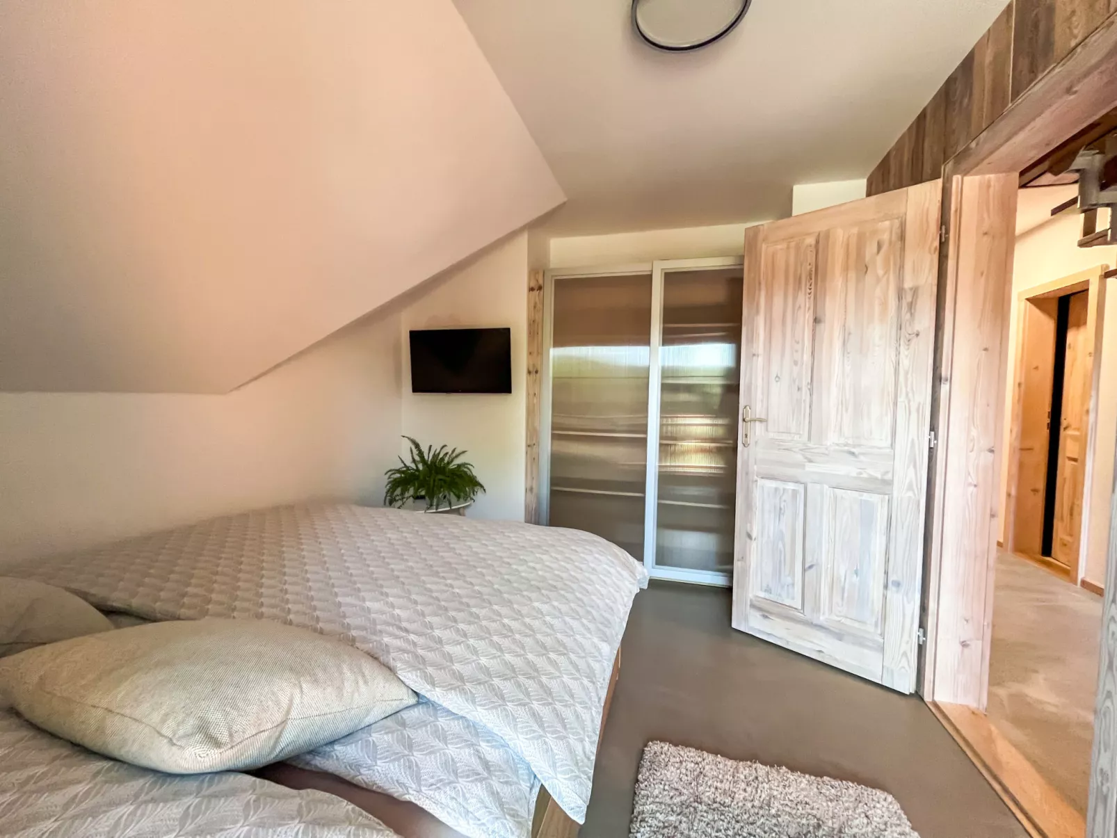 Sachrův Kopec-Binnen