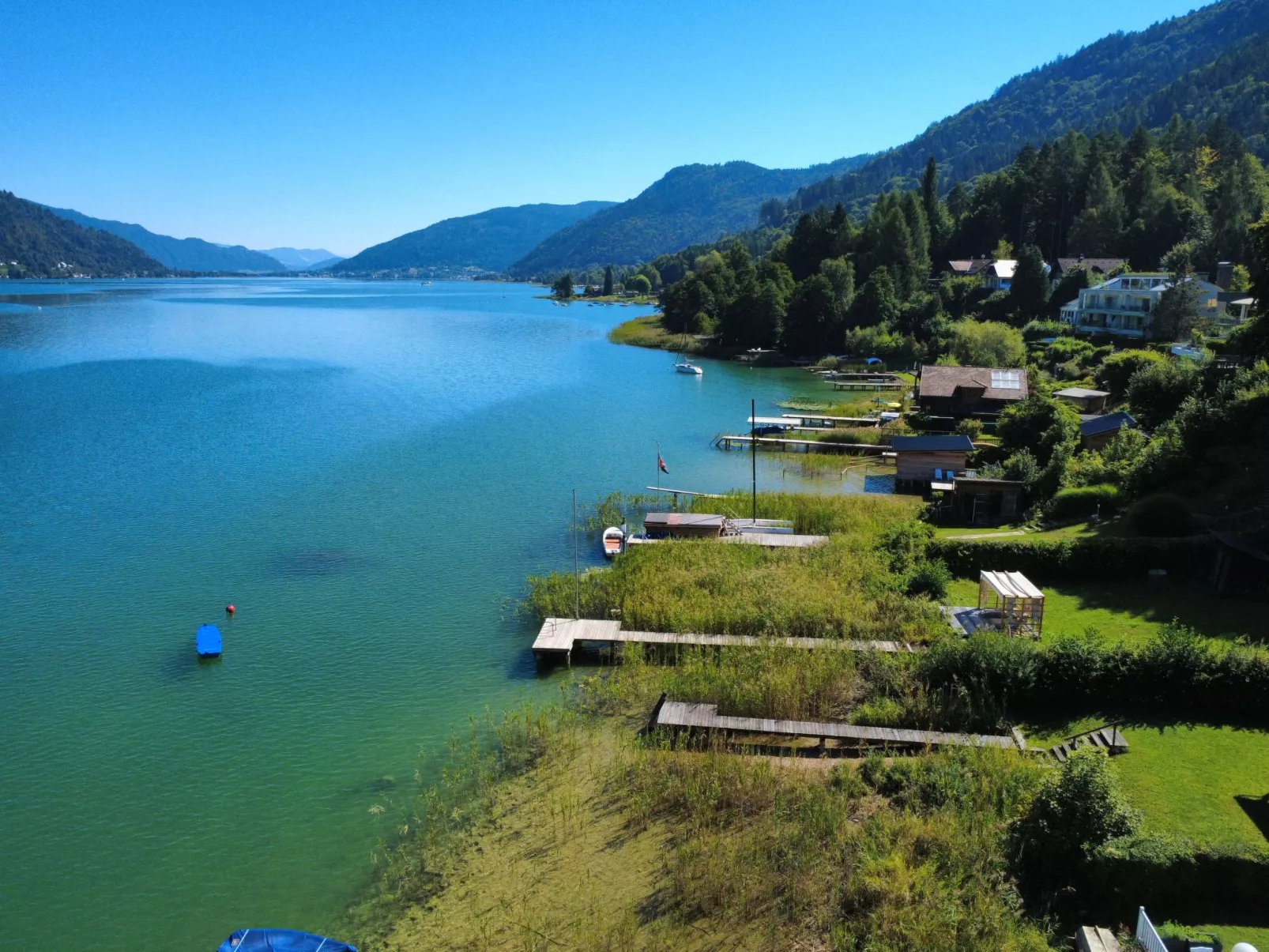 Haus direkt am Ossiacher See-Buiten