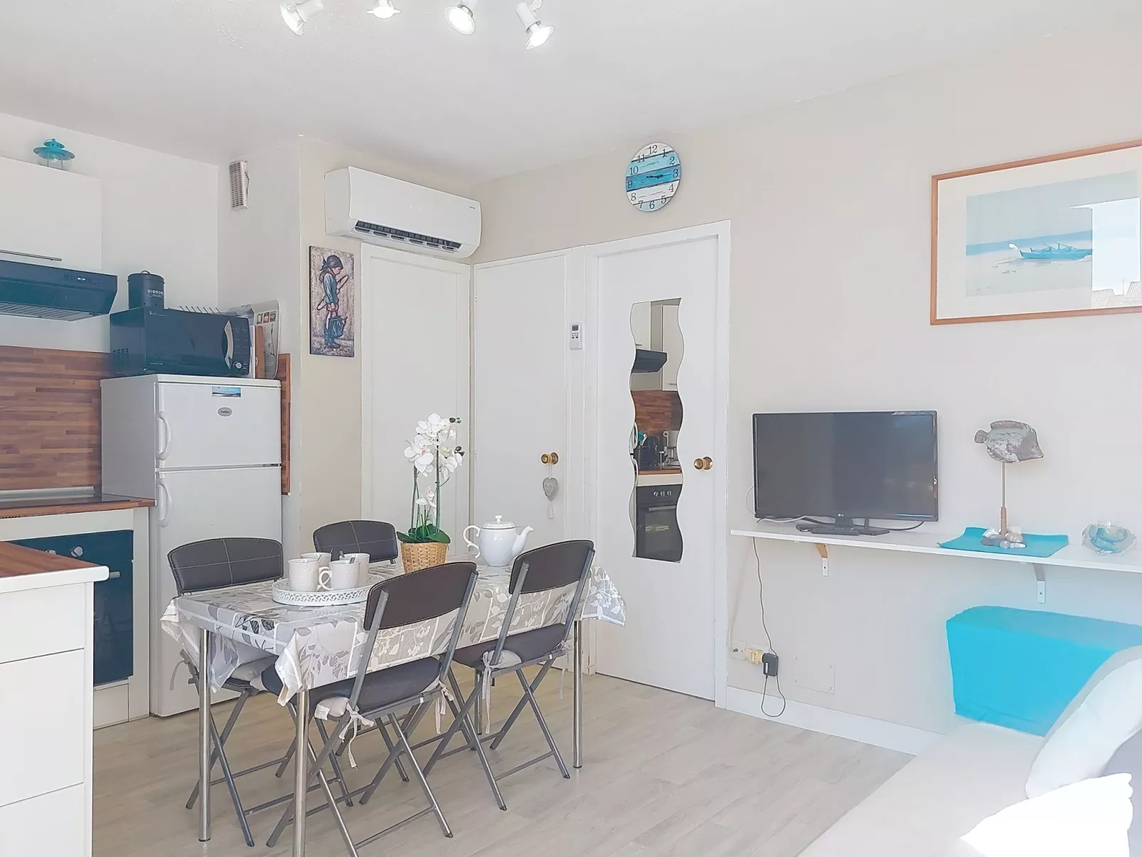 Les Supers Marines-Binnen