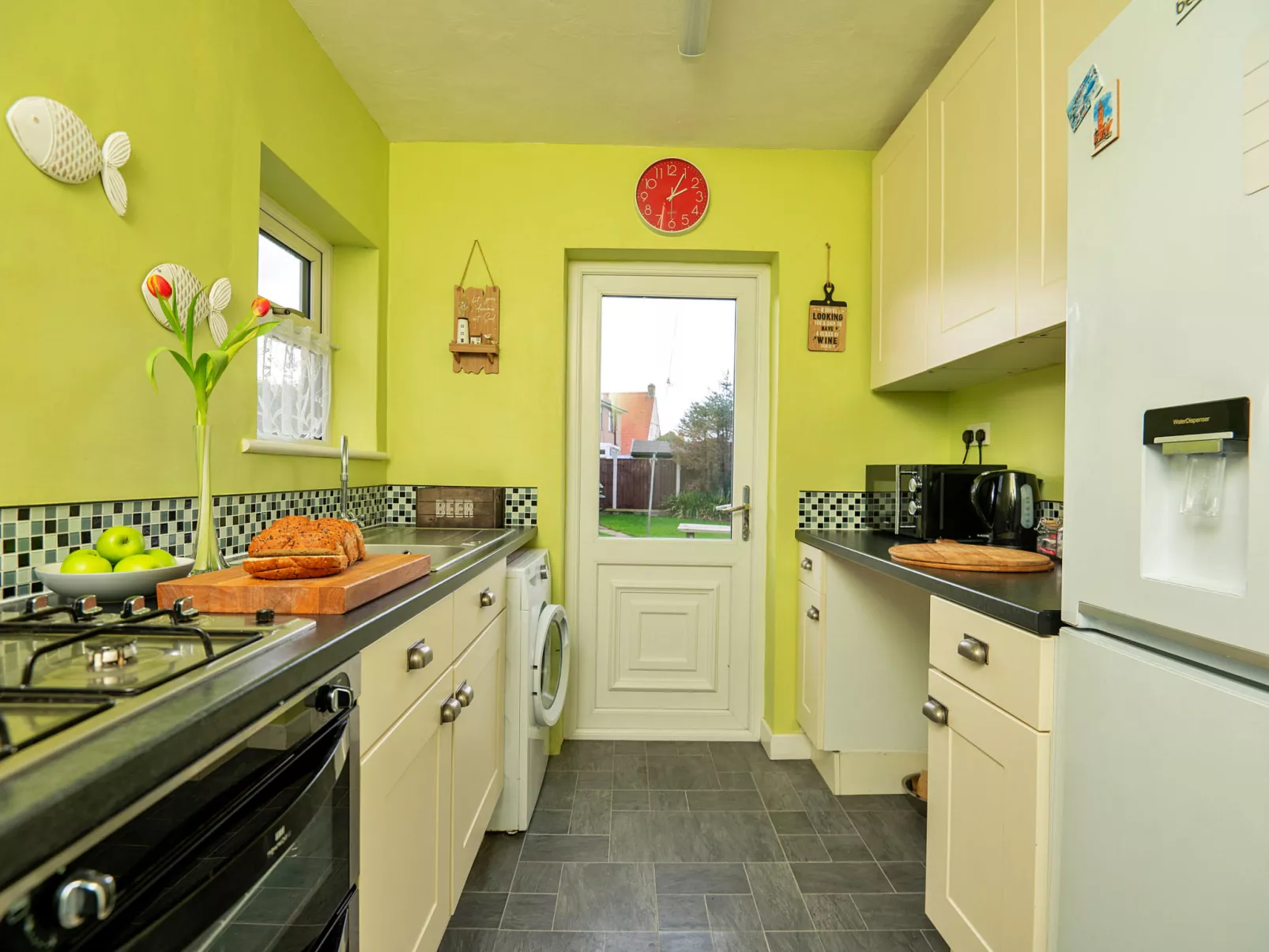 Llys Llewellyn-Binnen