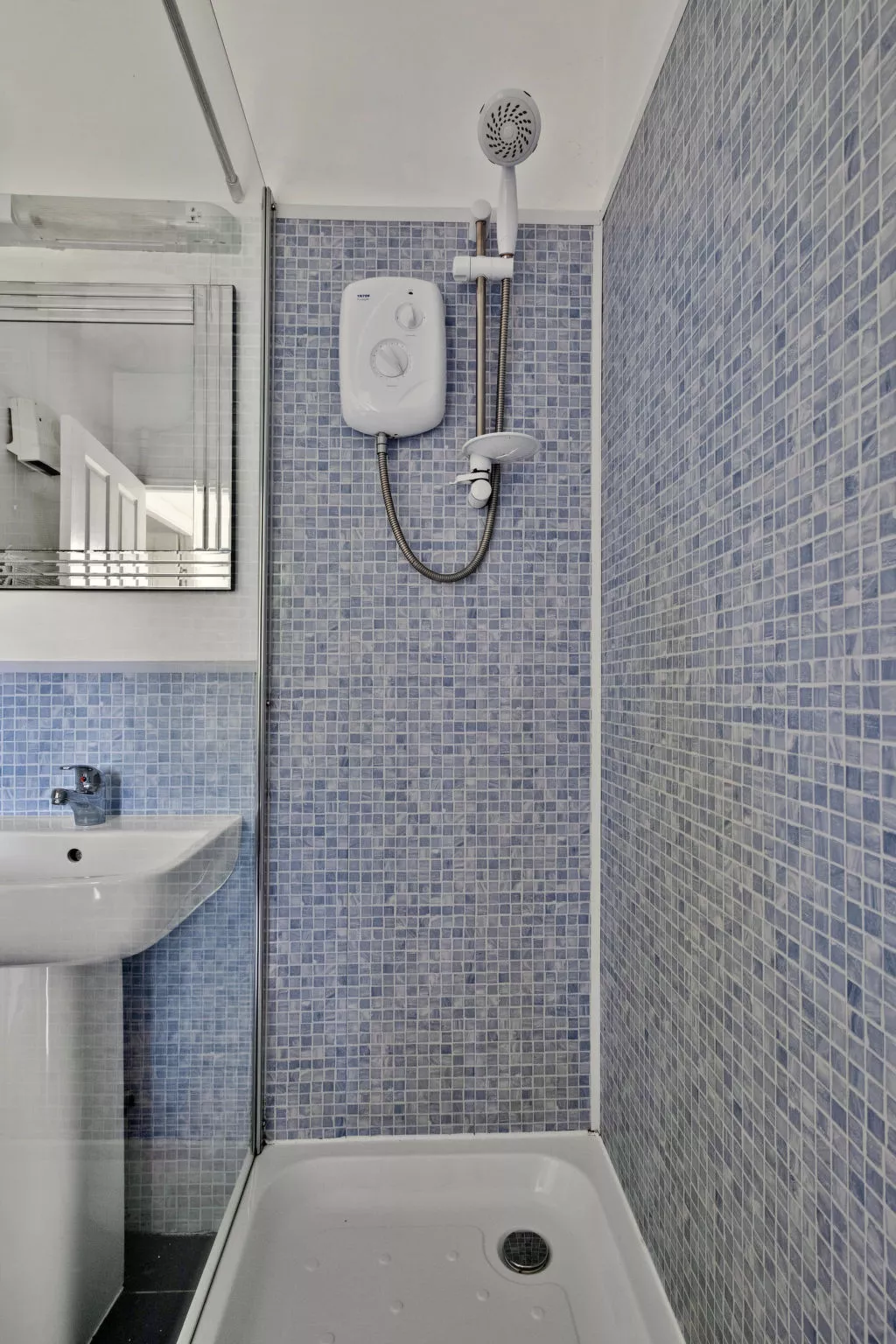 The Turbine House-Binnen